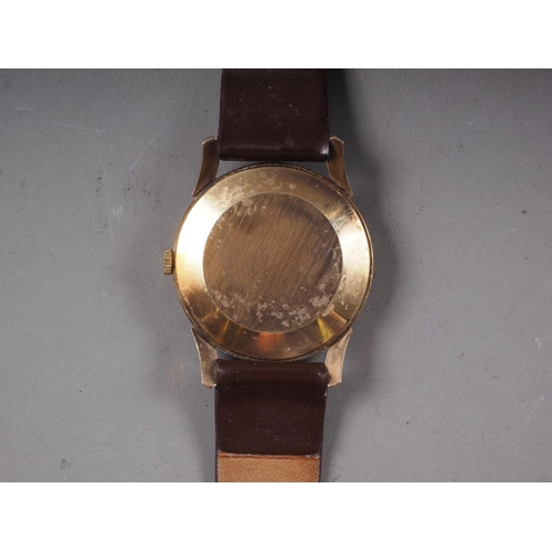 428 - A gentleman's 9ct gold cased Cyma Cymaflex wristwatch with silvered dial, Arabic and arrow head nume... 