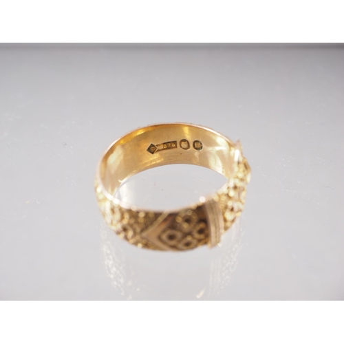 430 - A Victorian 9ct gold buckle ring, size U/V, 8.1g