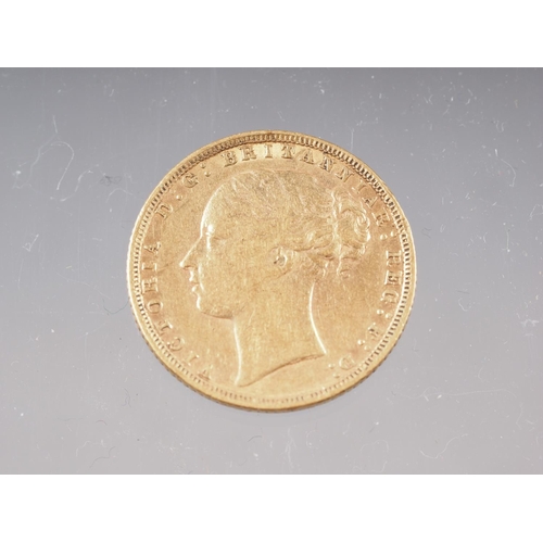 445 - A gold sovereign, dated 1872