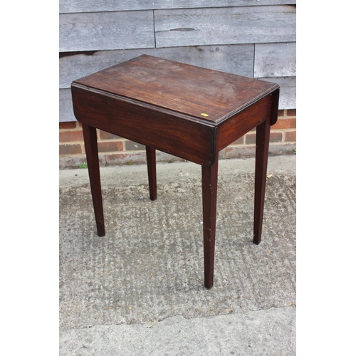 565 - A 19th century mahogany Pembroke table, fitted one drawer, on square tapered supports, 28