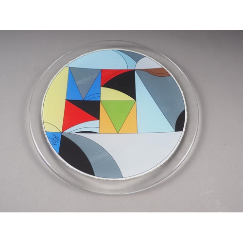 15 - An Alfred Lutz Glas Galerie Wiesenthalhutte limited edition abstract design glass plate