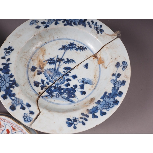 59 - An Imari shallow dish (cracks), 1