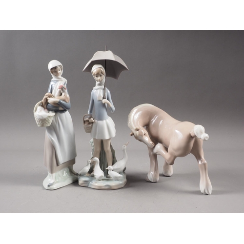 9 - A Lladro horse, 6