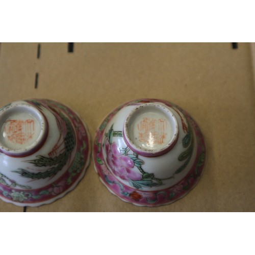 54 - *A pair of Chinese famille rose octagonal plates with floral decoration, 9