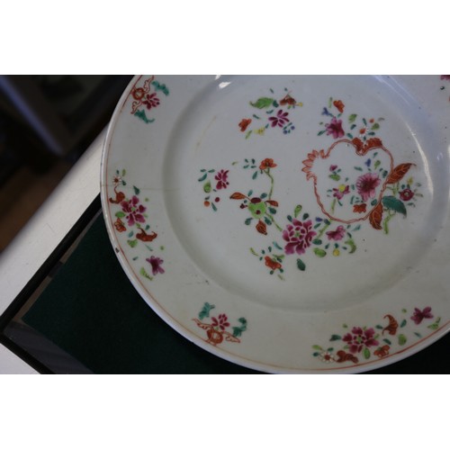 56 - A pair of Chinese plates with floral decoration, 9