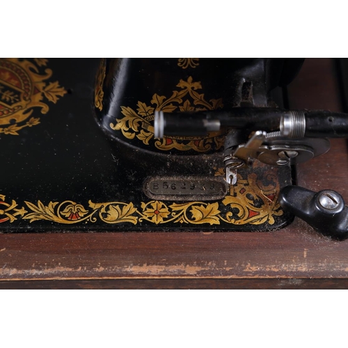 289 - A Jones Cylinder Shuttle sewing machine, serial number B562939