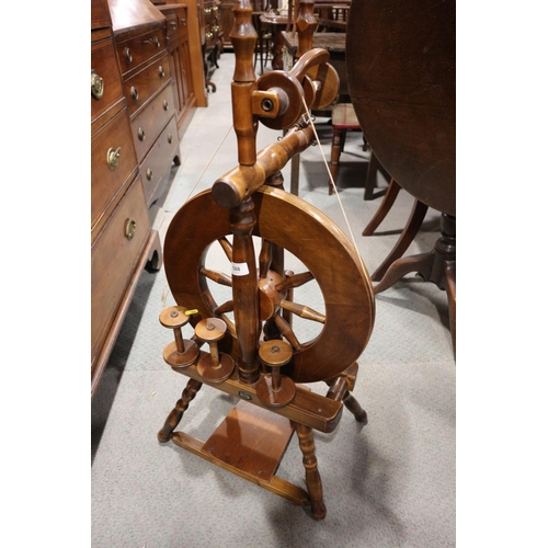 588 - A New Zealand hardwood upright spinning wheel