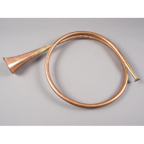 186 - A copper hunting horn