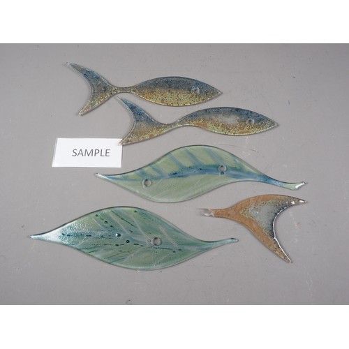 32 - Two studio glass wall displays, three fish and five leaves