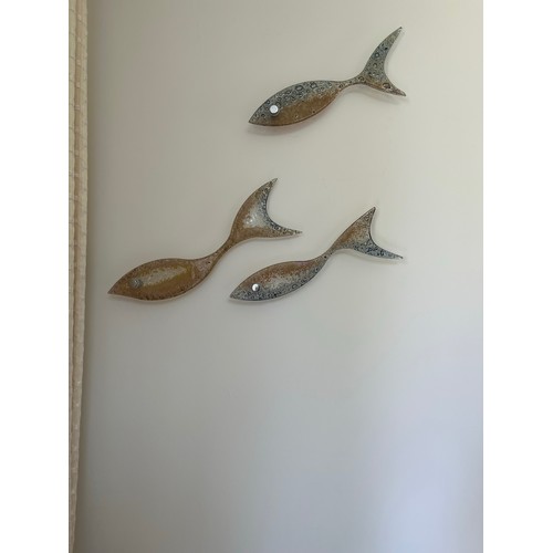 32 - Two studio glass wall displays, three fish and five leaves