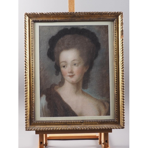 347 - An 18th century pastel portrait study of an unknown woman, 14 1/2