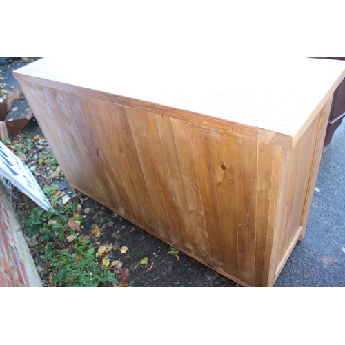 468 - A modern oak custom-made sideboard, fitted six small drawers over two long drawers with ring handles... 