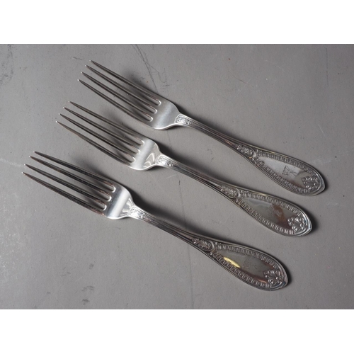 250 - A set of three dessert forks, stamped Tiffany & Co - Sterling, 4.2oz troy approx