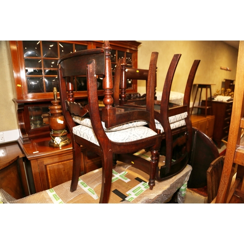 270 - A set of eight early 19th century carved mahogany bar back dining chairs with drop-in seats, on turn... 