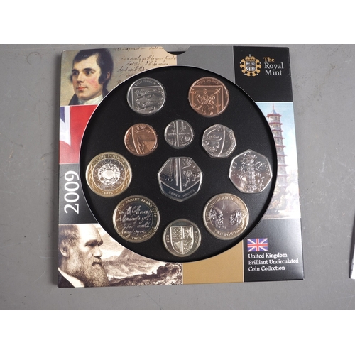 373 - A Royal Mint 2009 United Kingdom brilliant uncirculated coin collection, including the Kew Gardens 5... 