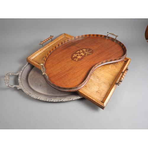 189 - An Edwardian mahogany and floral inlaid two-handle kidney-shape tray, 23