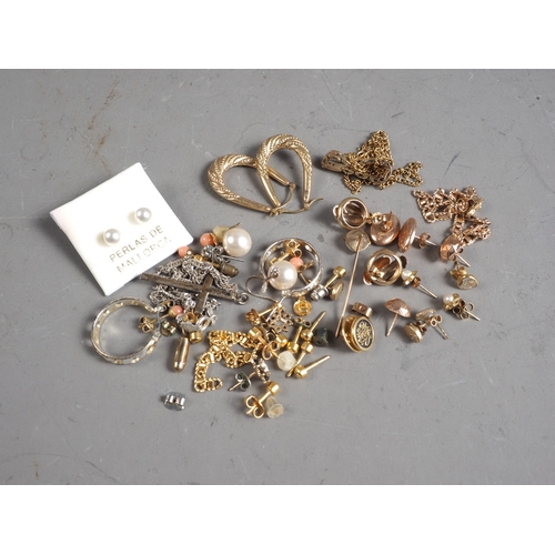 344 - A selection of 9ct gold jewellery, 19.8g, and various silver and other jewellery