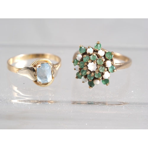 354 - A 9ct gold, emerald and opal cluster ring, size P, 4.1g, and an 18ct gold and blue stone single ston... 