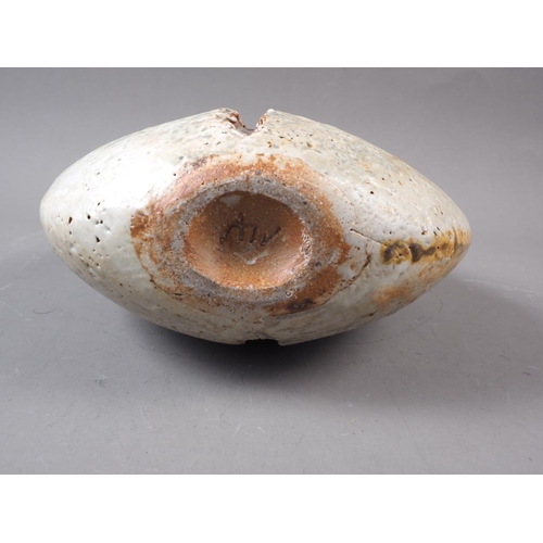 7 - An Alan Wallwork stoneware 