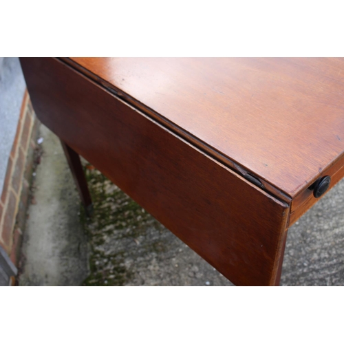 433 - A 19th century mahogany Pembroke table, fitted one drawer, on square tapered castored supports , 32