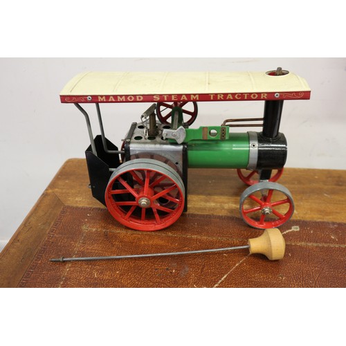 155 - A Mamod steam engine tractor, in box (missing some components)