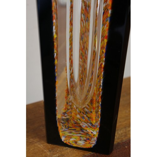 31 - Lubus Smutny: a studio glass vase, 