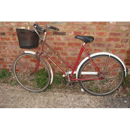 609 - A gentleman's vintage New Hudson Ltd, St George's Works bicycle (said to be 1905), and a lady's vint... 