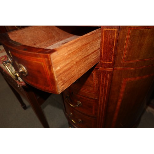 529 - A Gillows style mahogany, satinwood banded and box line inlaid kidney-shape desk, fitted eight gradu... 