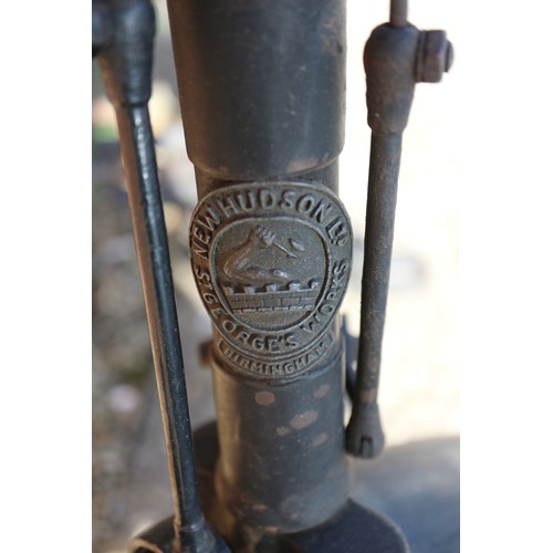 609 - A gentleman's vintage New Hudson Ltd, St George's Works bicycle (said to be 1905), and a lady's vint... 