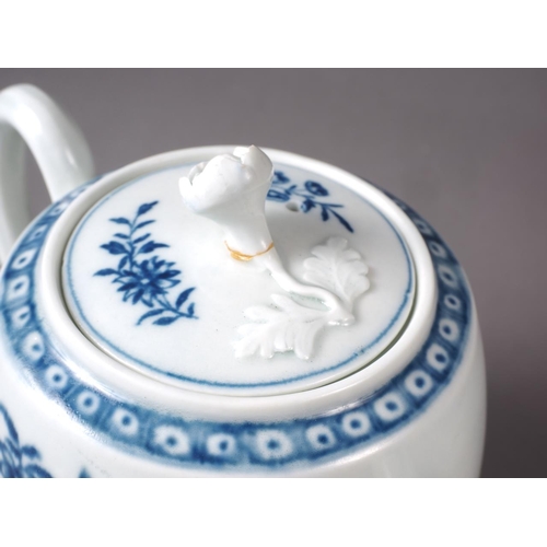 1 - An 18th century Worcester porcelain drum teapot with floral decoration, 4