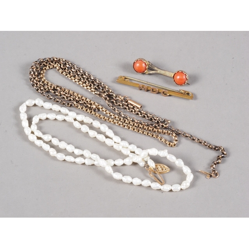 291 - Six 9ct gold necklaces, various, a freshwater pearl necklace with 9ct gold clasp and two yellow meta... 