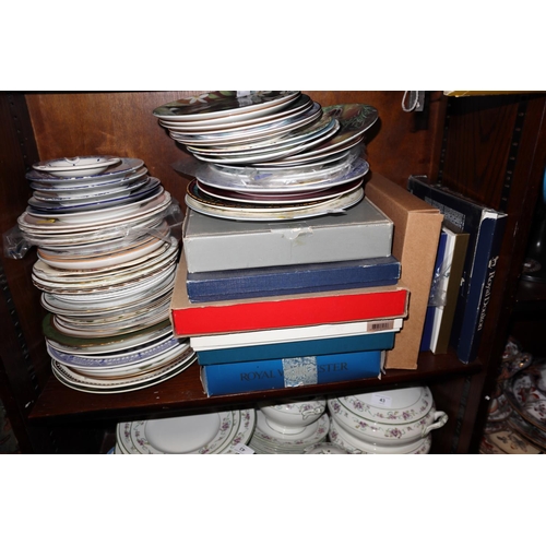 69 - A quantity of decorative and collectors plates, some in boxes