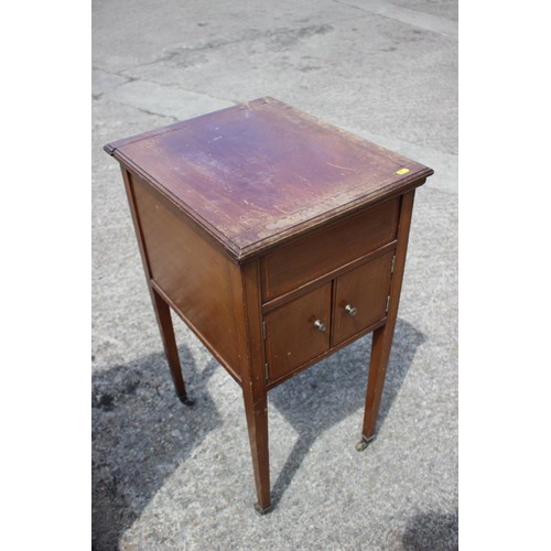 537 - An Edwardian walnut side cabinet, fitted two drawers over cupboard, on cabriole supports and pad fee... 