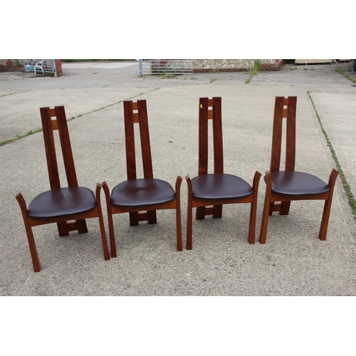 527 - A modern cherrywood circular dining table, on tripod splay support, 42