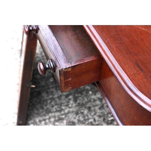 432 - A mahogany duchess dressing table, fitted two jewel drawers over one drawer, 42