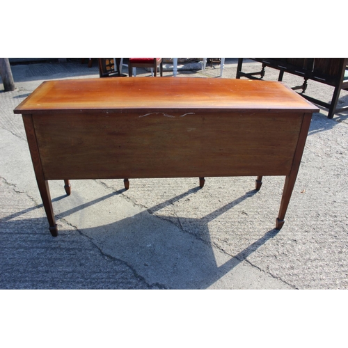 404 - A late 19th century mahogany and banded bowfront sideboard, fitted five drawers, on square taper sup... 