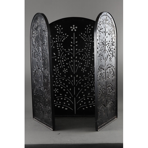 168 - A wrought iron three-fold firescreen, 24