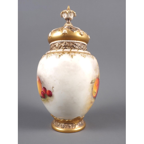 35 - A Royal Worcester pot-pourri vase and cover with fruit decoration, by Ricketts, 9 1/2