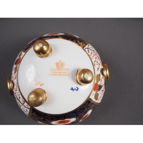 15 - A Davenport Imari decorated solo breakfast teaset (saucer repaired), a similar Davenport plate and a... 