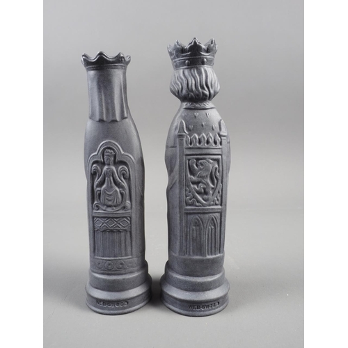 9 - A pair of Wedgwood black Jasper King and Queen chessmen, designed by Arnold Machin RA ARCA, 4