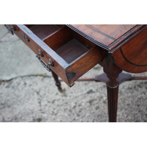 453 - A Regency Gillows type mahogany and ebony line inlaid drop leaf work table,  fitted one drawer over ... 