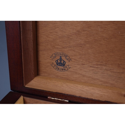 168 - A Diamond Crown mahogany and cedar wood humidor, 14 1/2