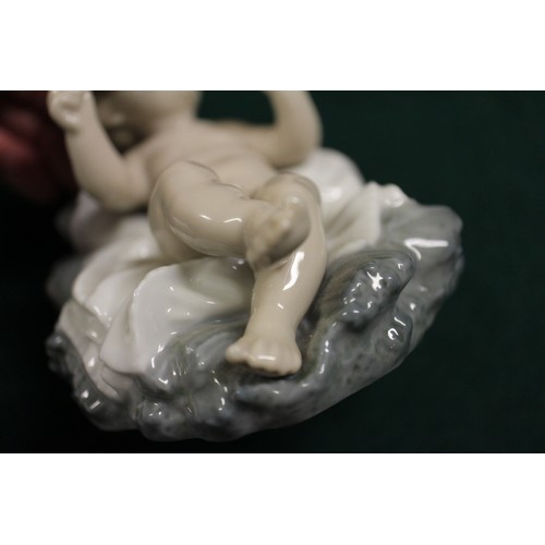 12 - A Lladro part Nativity set, The Three Kings, Virgin Mary and Baby Jesus