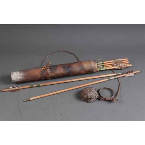 197 - A bamboo quiver of eight arrows, arrows 21