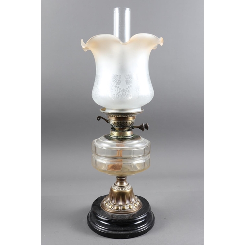 159 - A late 19th century oil lamp and shade with glass reservoir and a brass oil lamp with etched shade, ... 