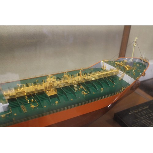 199 - A Fuji Bijutsu Mokei Co Ltd shipyard model of a tanker 