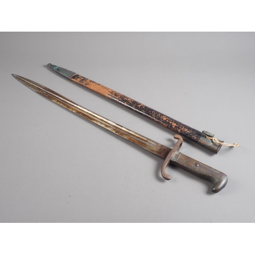 183 - A 19th century sword bayonet, 25