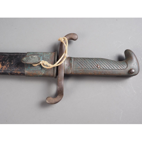 183 - A 19th century sword bayonet, 25