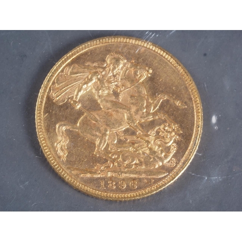 340 - A gold sovereign, dated 1896