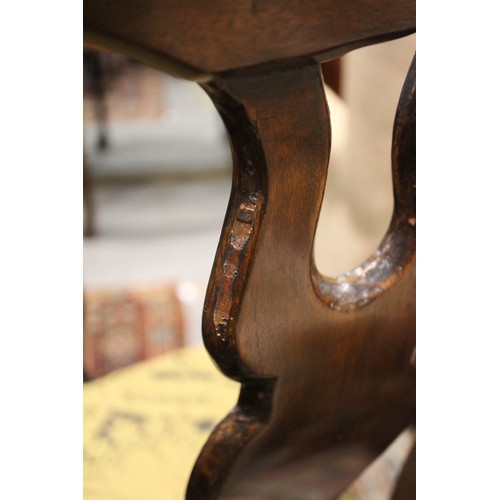 509 - A walnut and inlaid side chair with splat back and drop-in seat, on cabriole stretchered supports, a... 